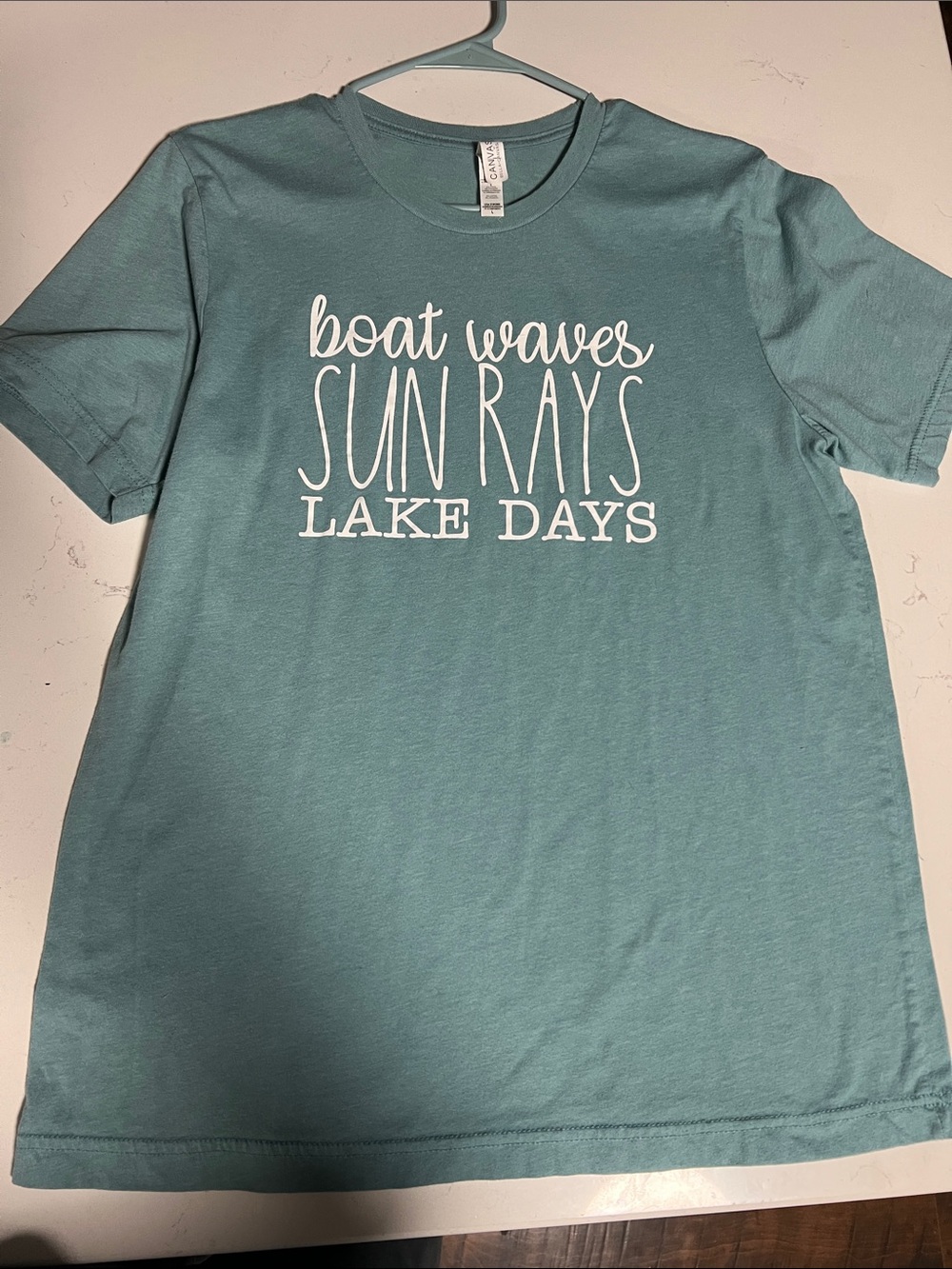 Boat Waves Sun Rays Lake Days Tee - Seafoam Green